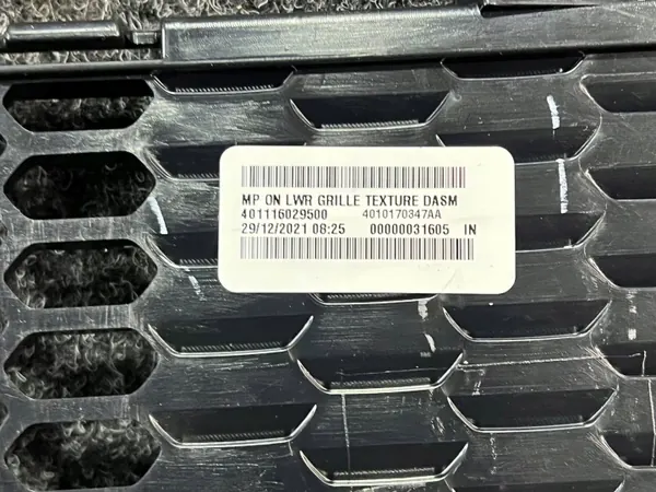 Grelha Inferior do Para-choques Jeep Compass 17- OEM 5UP88TRMAA image 9