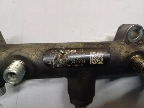 Insprutningsräls OEM 05713074B för Audi A6 C6 2.7 TDI image 3
