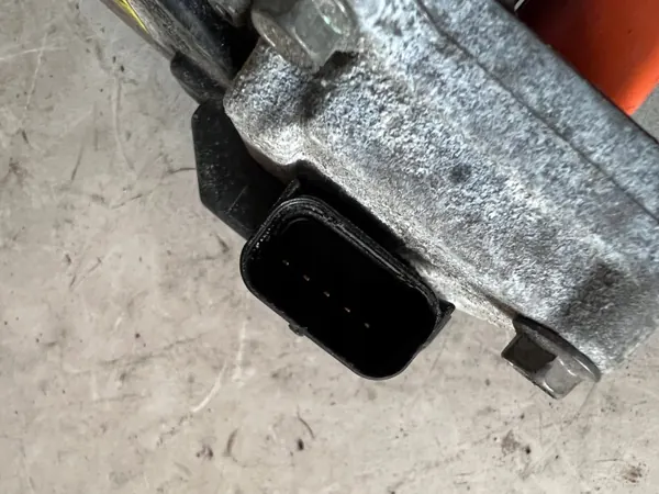 Kia Hydrauliikkaöljypumppu OEM 03-35-20008 - Käytetty image 5