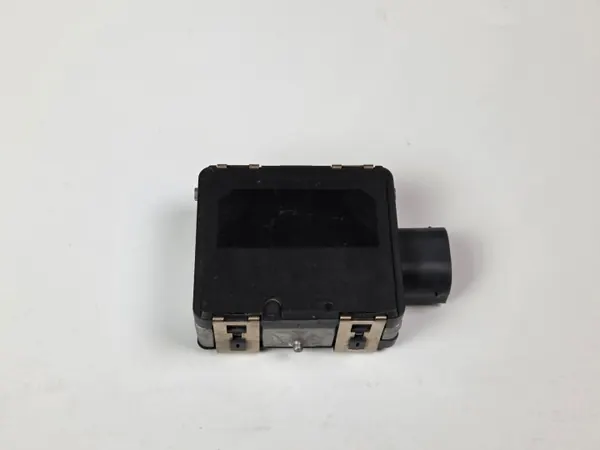 Sensor radar ACC OEM 3Q0907550E para VW Passat B8 image 3