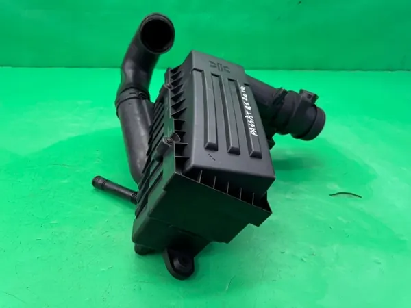 Luftfiltergehäuse OEM 3C0129607AQ VW Passat B6 image 4