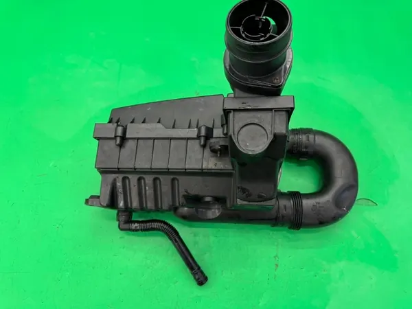 Luftfiltergehäuse OEM 3C0129607AQ VW Passat B6 image 9