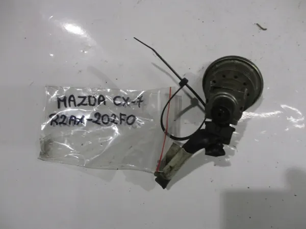 Mazda AdBlue Einspritzdüsen-Sensor OEM R2AX-202F0 image 2