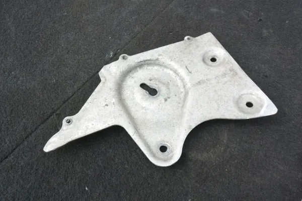 Jeu de couvercles support poutre arrière OEM 6008491-00-B Tesla image 5
