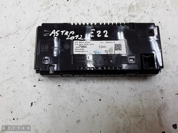 Écran d'affichage Opel Zafira 2015 image 2