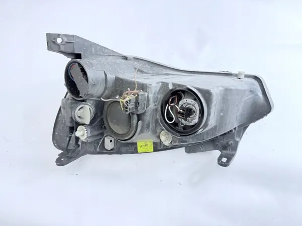 Rechter voorlamp OEM REFLEKTOR LAMPA PRAWA PRZEDNIA PRAWY PRZÓD OPEL CORSA C image 3