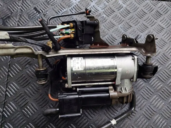 Compressor suspensão ar OEM A0993200004 Mercedes image 4