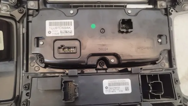Estrutura Painel Dodge RAM 13-24 OEM 1WA381X9AI image 9