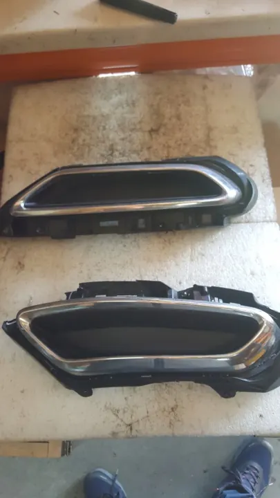 VW Passat B8 Heckstoßstangenende OEM 3G0807055B/3G0807056B image 2