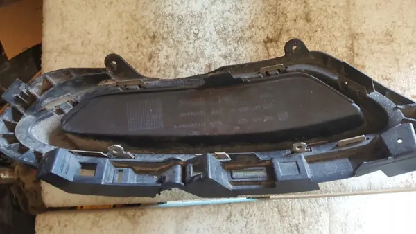 VW Passat B8 Heckstoßstangenende OEM 3G0807055B/3G0807056B image 8