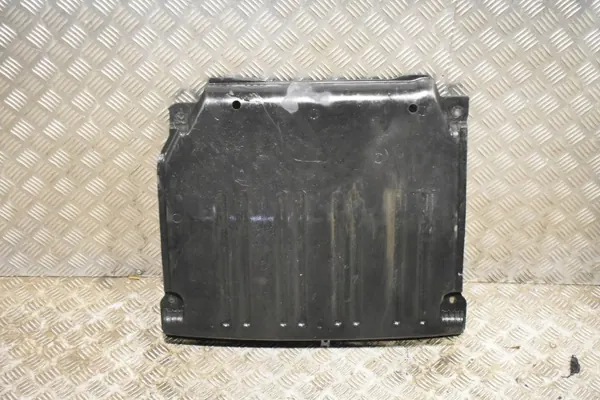 OEM A2066905803 Bakre underskydd för Mercedes W206 image 2