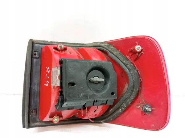 Linke Rückleuchte Audi 80 IV Limousine 1991-1996 OEM 5907911388188 image 4