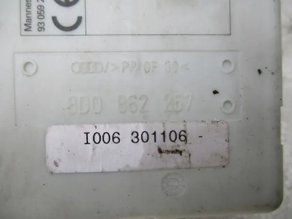 Bomba de bloqueio central OEM 8D0962257 para Audi A4 A3 A8 image 3