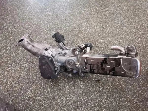 Arrefecedor EGR OEM A6511400160 Mercedes-Benz C W204 image 2