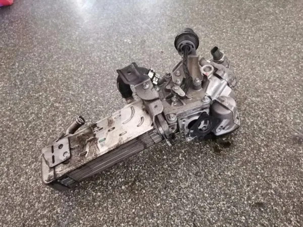Arrefecedor EGR OEM A6511400160 Mercedes-Benz C W204 image 4