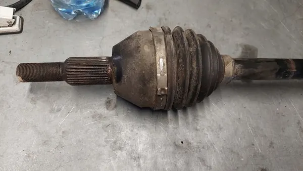 Chrysler OE Främre högra drivaxel image 4