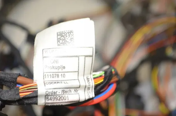 BMW 3 Touring Kaapeli 2.0L 140kw 2020 OEM 6499200 image 6