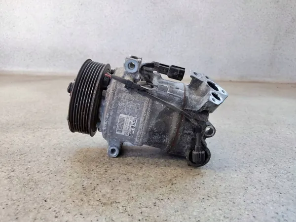Airco Compressor 926001268R Renault Scenic IV 1.6 image 2