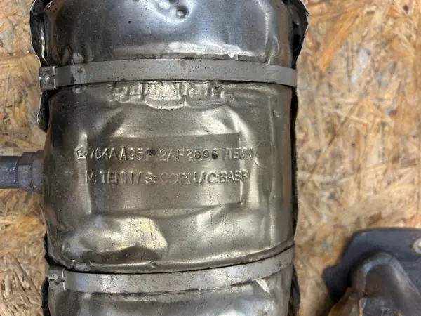 Katalysator OEM 773AA95042AF für Jeep Cherokee image 6