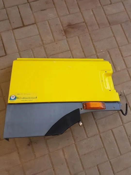 Extension de marchepied cabine DAF 65 75 CF boîte OEM image 2