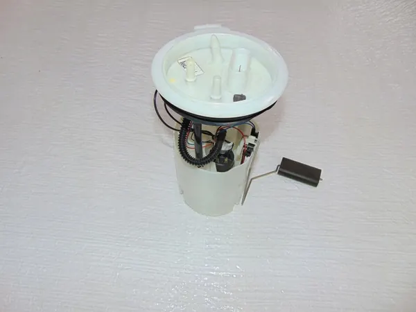 Bomba de Combustível VW Passat B8 1KM 5Q0919051AM TSI image 4