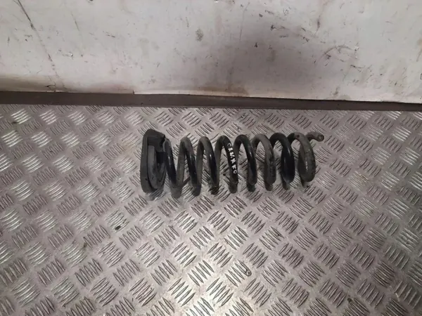 Chevrolet Camaro Hinterachsfeder OEM 84153696 image 2