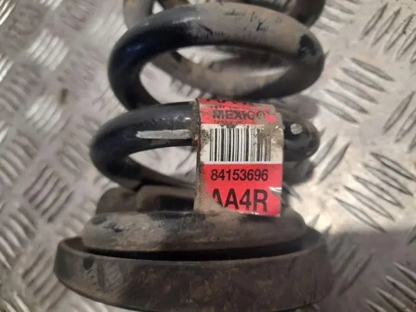 Chevrolet Camaro Hinterachsfeder OEM 84153696 image 3