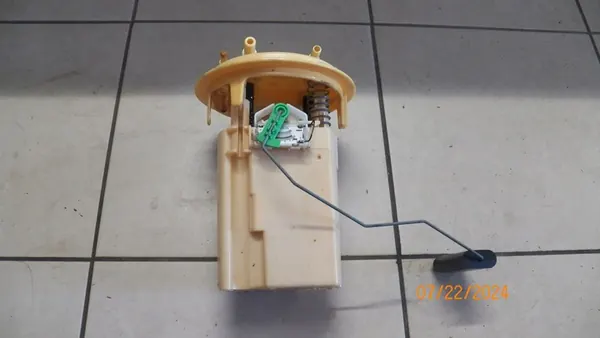 Kraftstoffstandsensor Peugeot 3008 2.0 HDI image 3