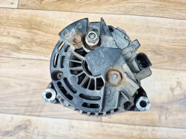 Alternaattori Mercedes W203 1.8 163KM image 4