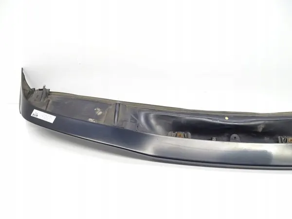 Spoiler de portón Porsche OEM 7P5827934E - Usado image 3