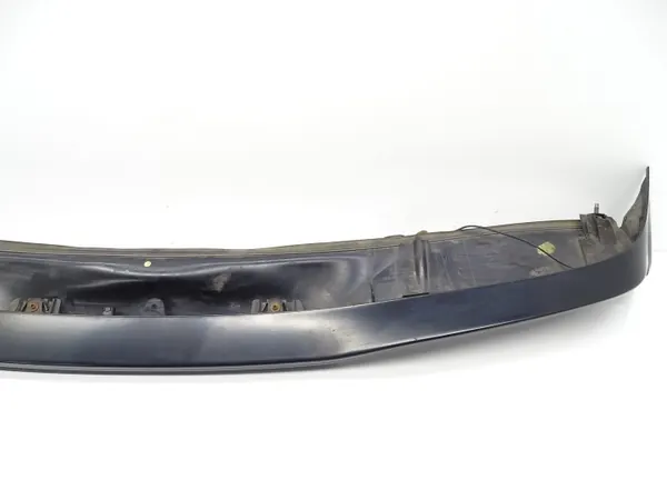Spoiler de portón Porsche OEM 7P5827934E - Usado image 4