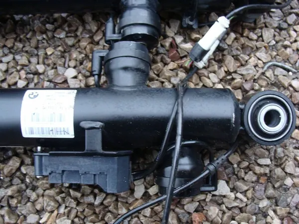 Ensemble d'Amortisseurs Arrière BMW 7 F01 F02 6796927 6796928 image 5