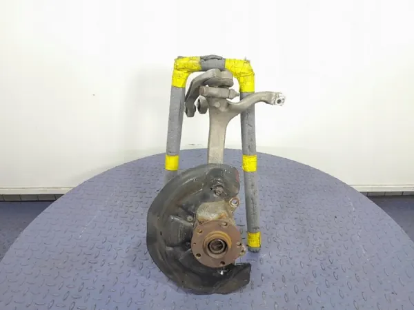 Cubo dianteiro esquerdo Audi A6 C6 3.0 TDI 225KM OEM 4F0407241D image 2