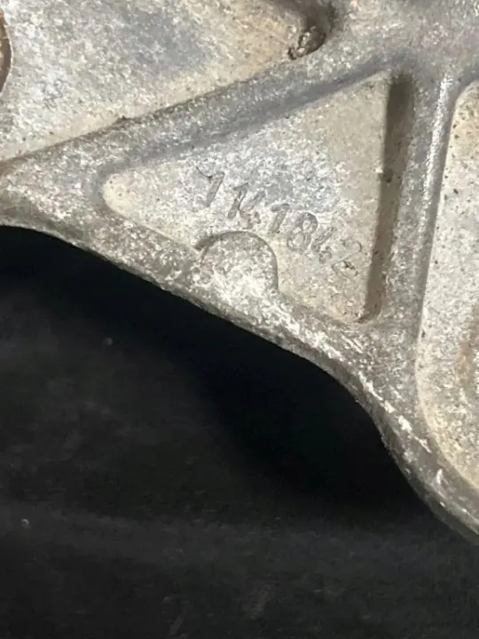 Support de boîte BMW 7 E38 OEM 1141842 - 4.4L 1997 image 3