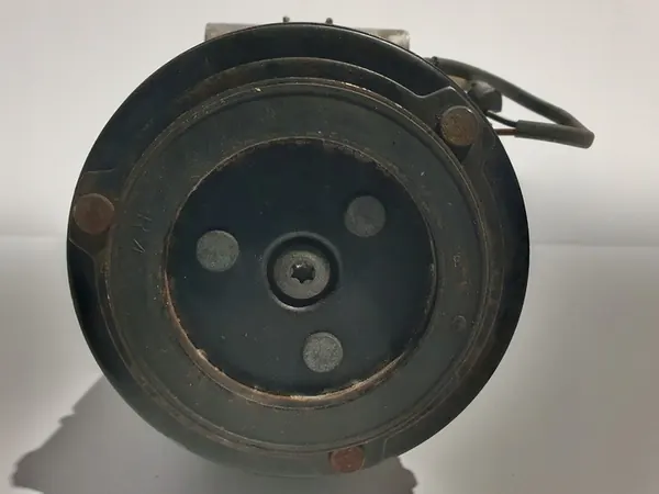 Ilmastointikompressori Opel Astra III H 1.7 CDTI OEM 13124751 WJ image 5