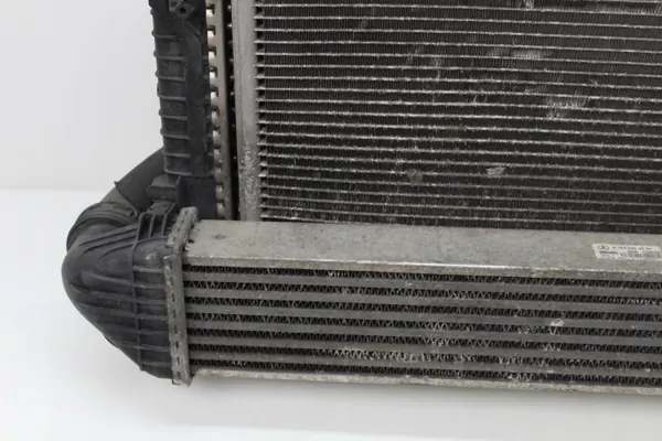 Mercedes Vattenkylare Intercooler A2125051430 image 5