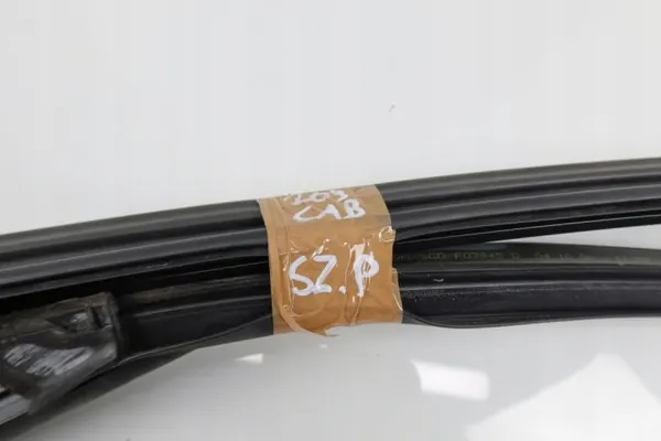 Mercedes CLK Cabrio Frontscheibe Dichtung OEM image 6