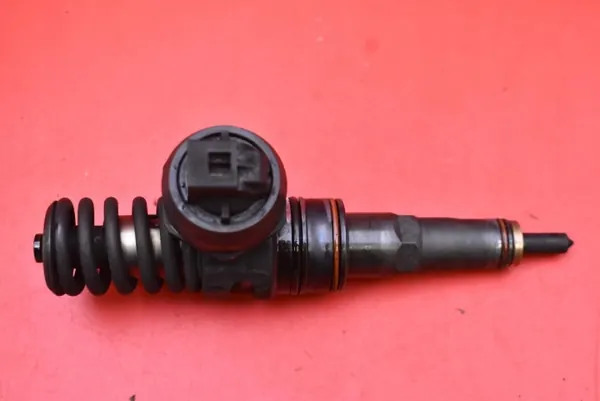 Insprutningspump OEM 038130073AJ för VW Passat B5 1.9 TDI image 2