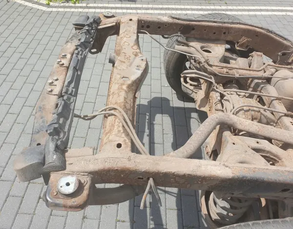 Cadre nu Nissan Pathfinder R51 - Pièce OEM d'occasion image 4