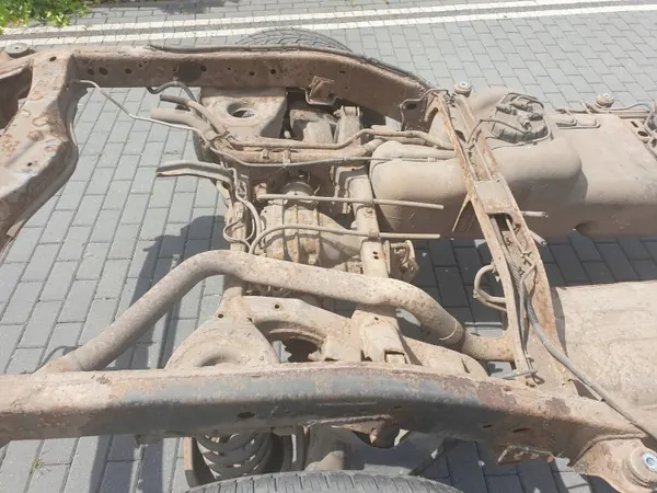 Cadre nu Nissan Pathfinder R51 - Pièce OEM d'occasion image 5