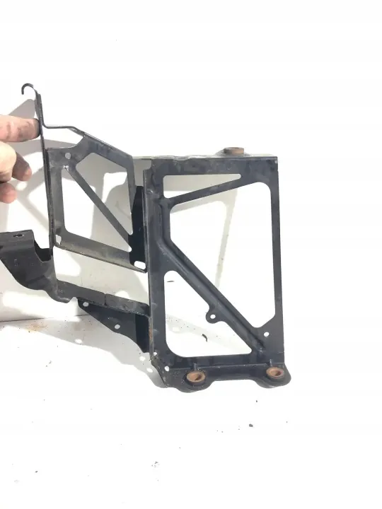 Audi A7 S7 Radiatorbevestiging OEM 4G8121261A image 2