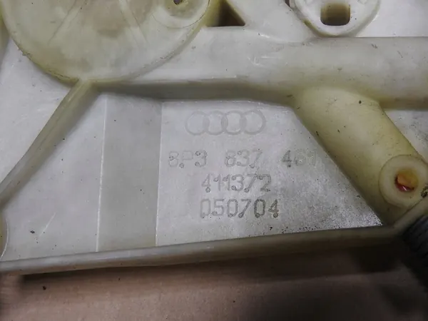 Elevador de vidro dianteiro esquerdo Audi A3 2003-2008 8P3837461A image 4