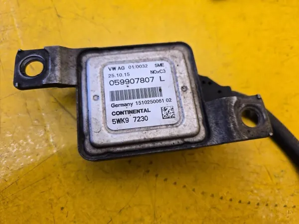 NOx-Sensor OEM 059907807L für VW Touareg 3.0 TDI image 5