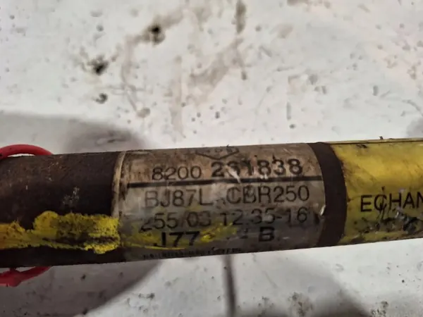 Höger halvmuff 8200261838 Renault Clio III Modus 1.6 16V image 3