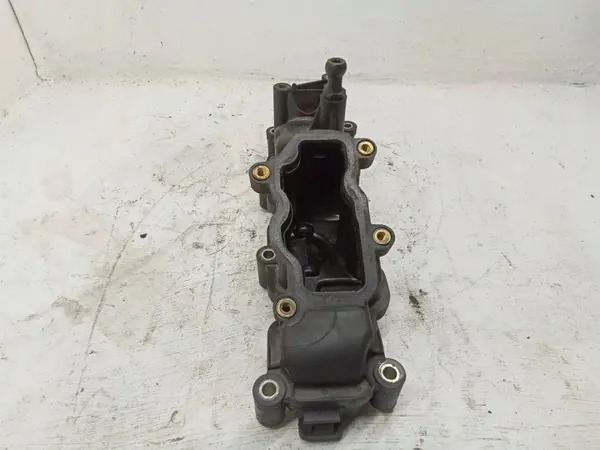 Colector de admisión Audi OE usado OEM Z059129712BL image 3