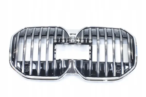 Grade Cromada BMW G70 ICAM Iconic Glow 5A013E0 image 1