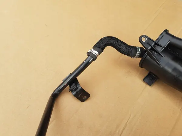 Oljeavskiljare Opel Insignia A 2.0 CDTI 160HK A20DTH / 55567249 image 3