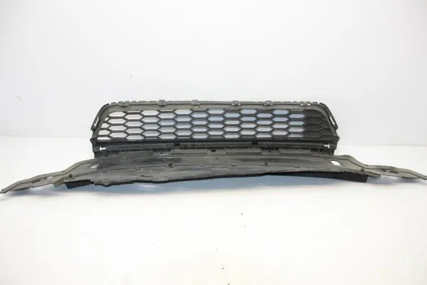 OEM MCK-AUTO etupuskurin ritilä Honda Accord 2012-2015 image 6