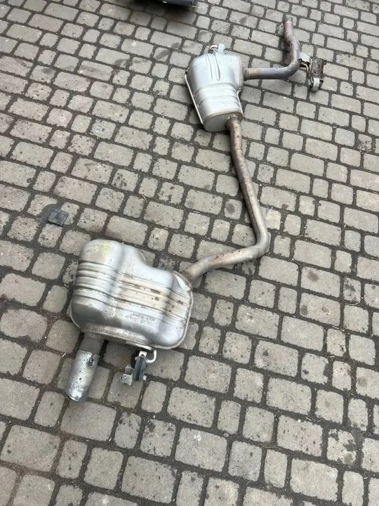 OEM 8W0253611K Audi A4 B9 1.4 TFSI Uitlaatdemper image 2