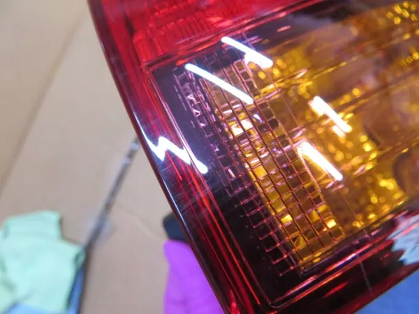 HYUNDAI TUCSON III LUZ TRASERA DERECHA NUEVA OEM 92402D7500 image 6